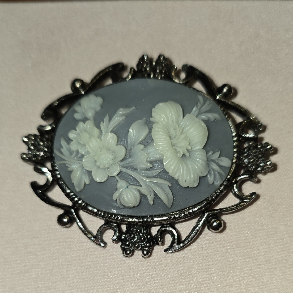 Vintage Blue and White Floral Cameo Brooch